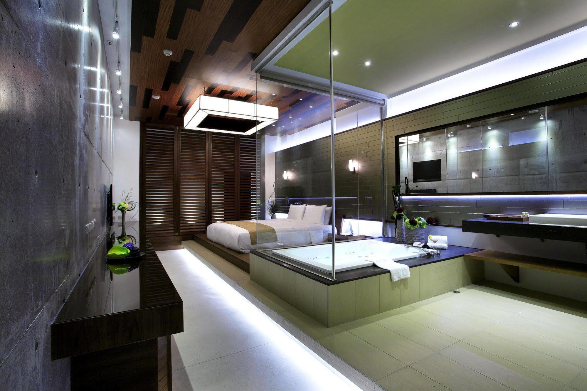 H Villa Inn Tainan Luaran gambar