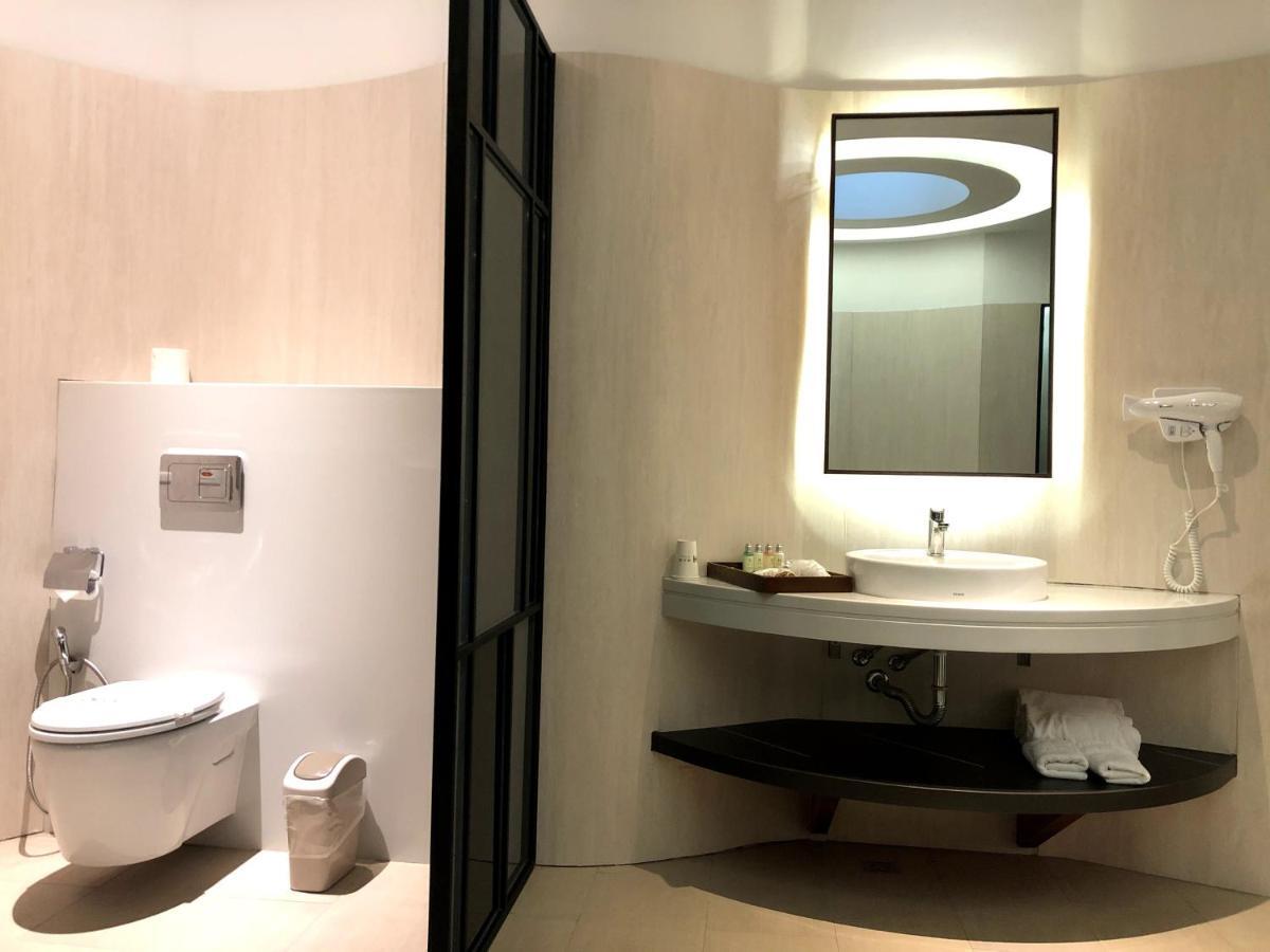 H Villa Inn Tainan Luaran gambar