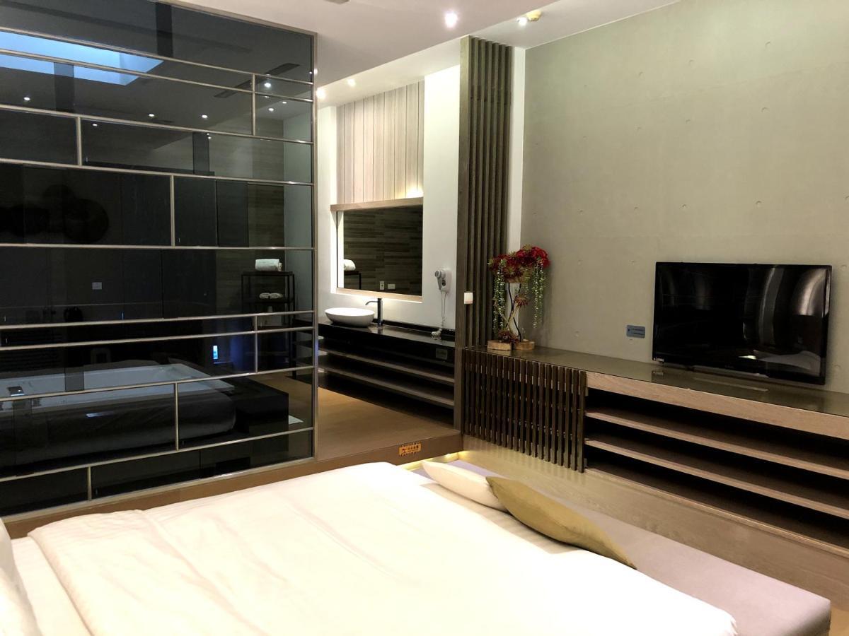H Villa Inn Tainan Luaran gambar