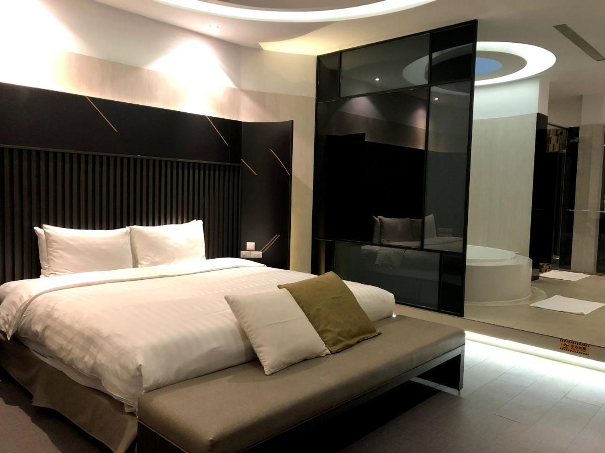 H Villa Inn Tainan Luaran gambar