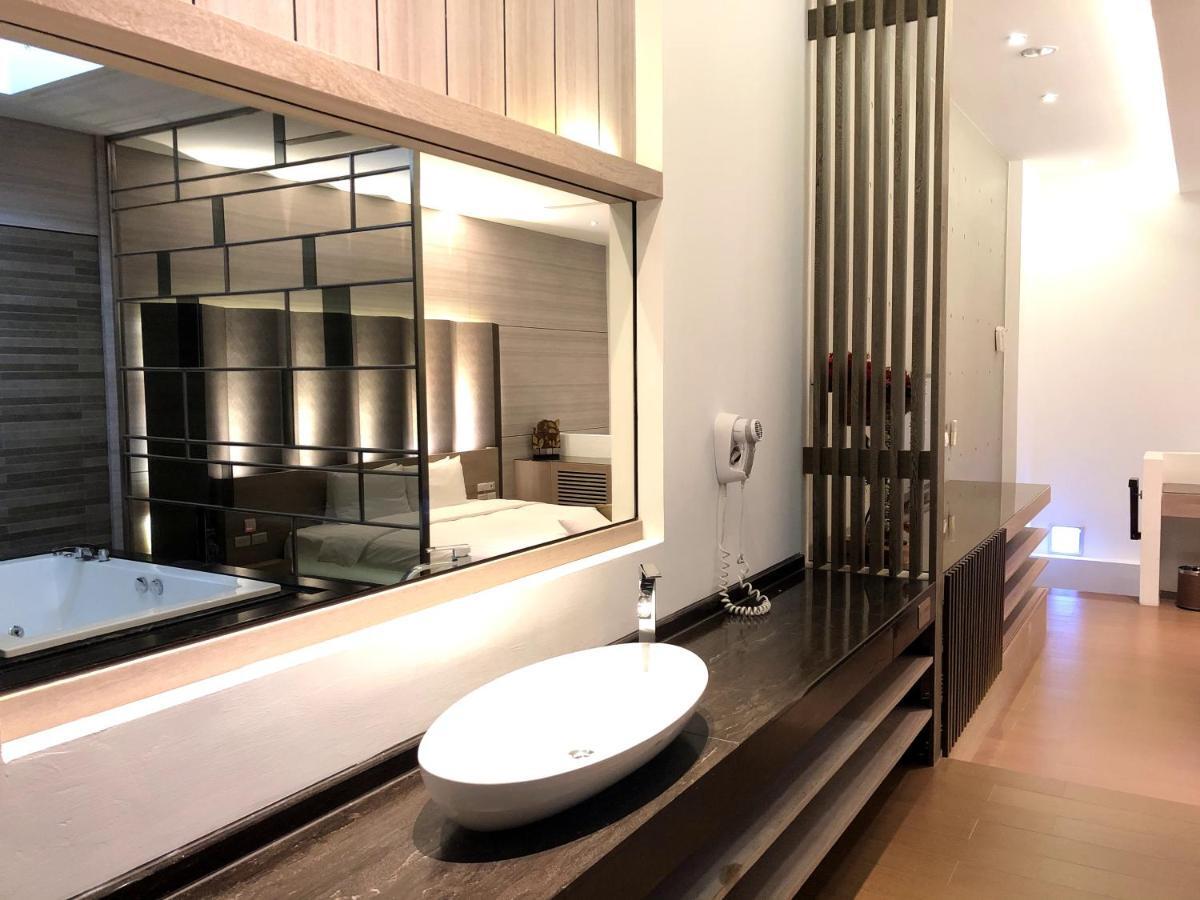 H Villa Inn Tainan Luaran gambar